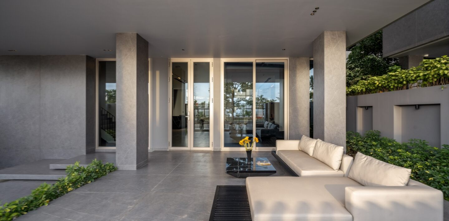 8 Bedrooms