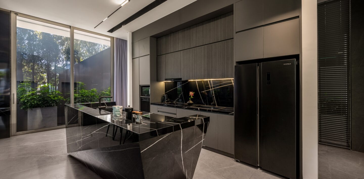 7 Bedrooms